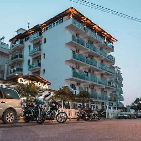 ホテル Center Park Velipojë エクステリア 写真