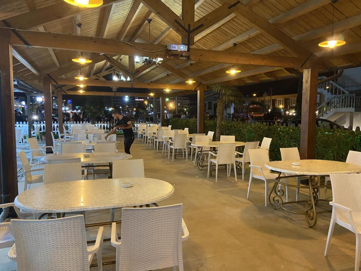 ホテル Center Park Velipojë エクステリア 写真