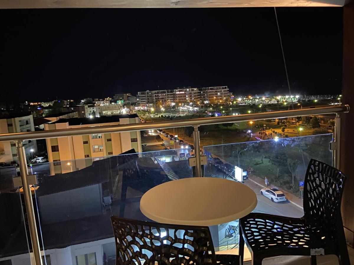 ホテル Center Park Velipojë エクステリア 写真