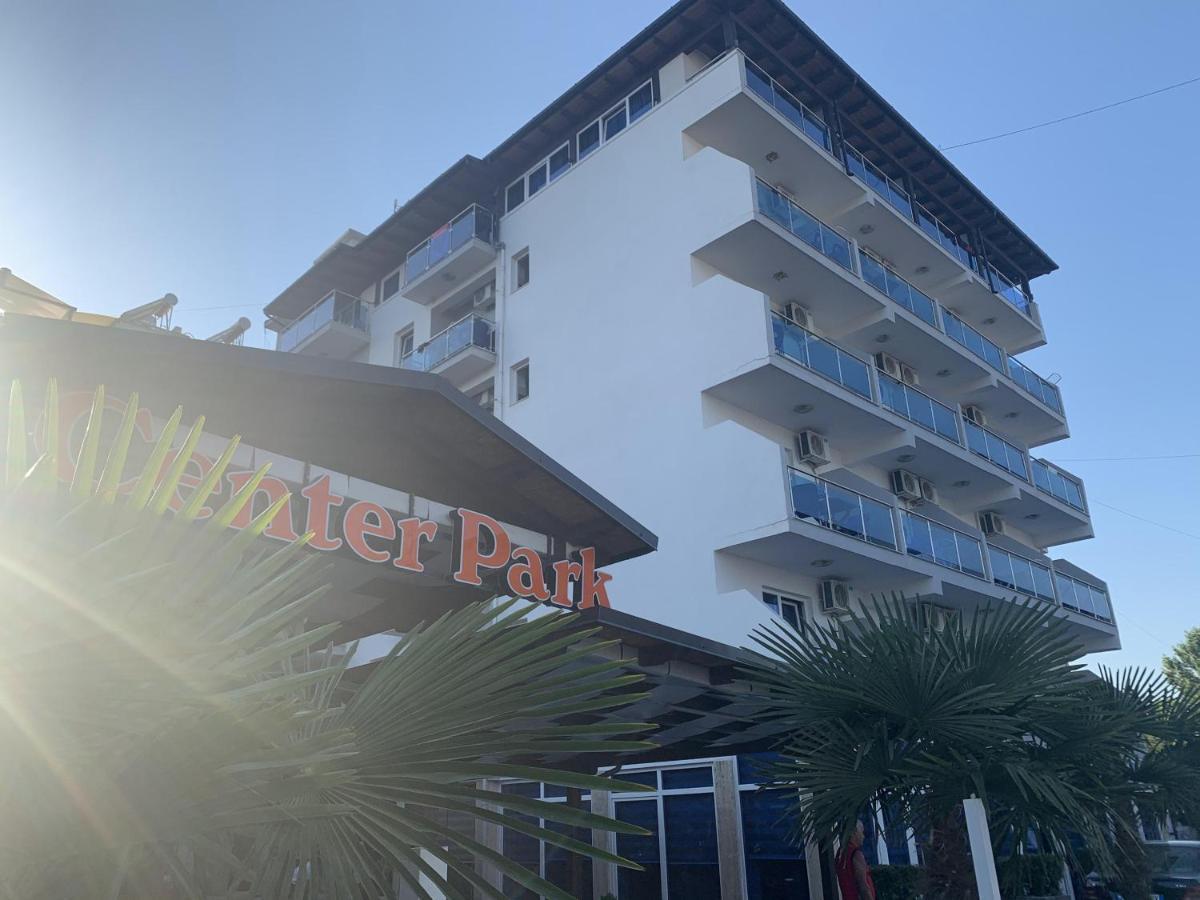 ホテル Center Park Velipojë エクステリア 写真